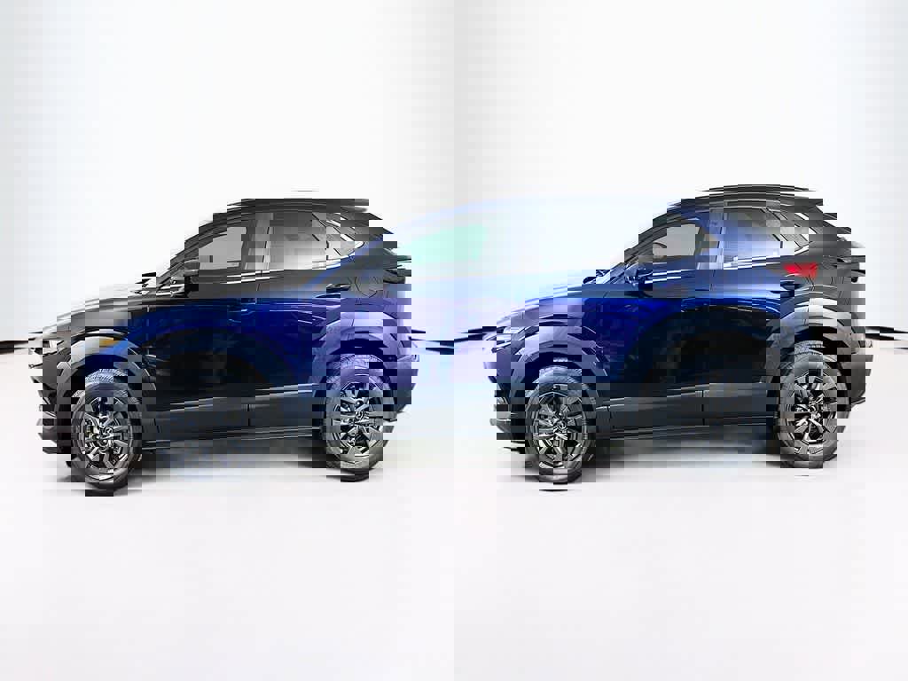 Used 2022 MAZDA CX-30 AWD 2.5 S image 2