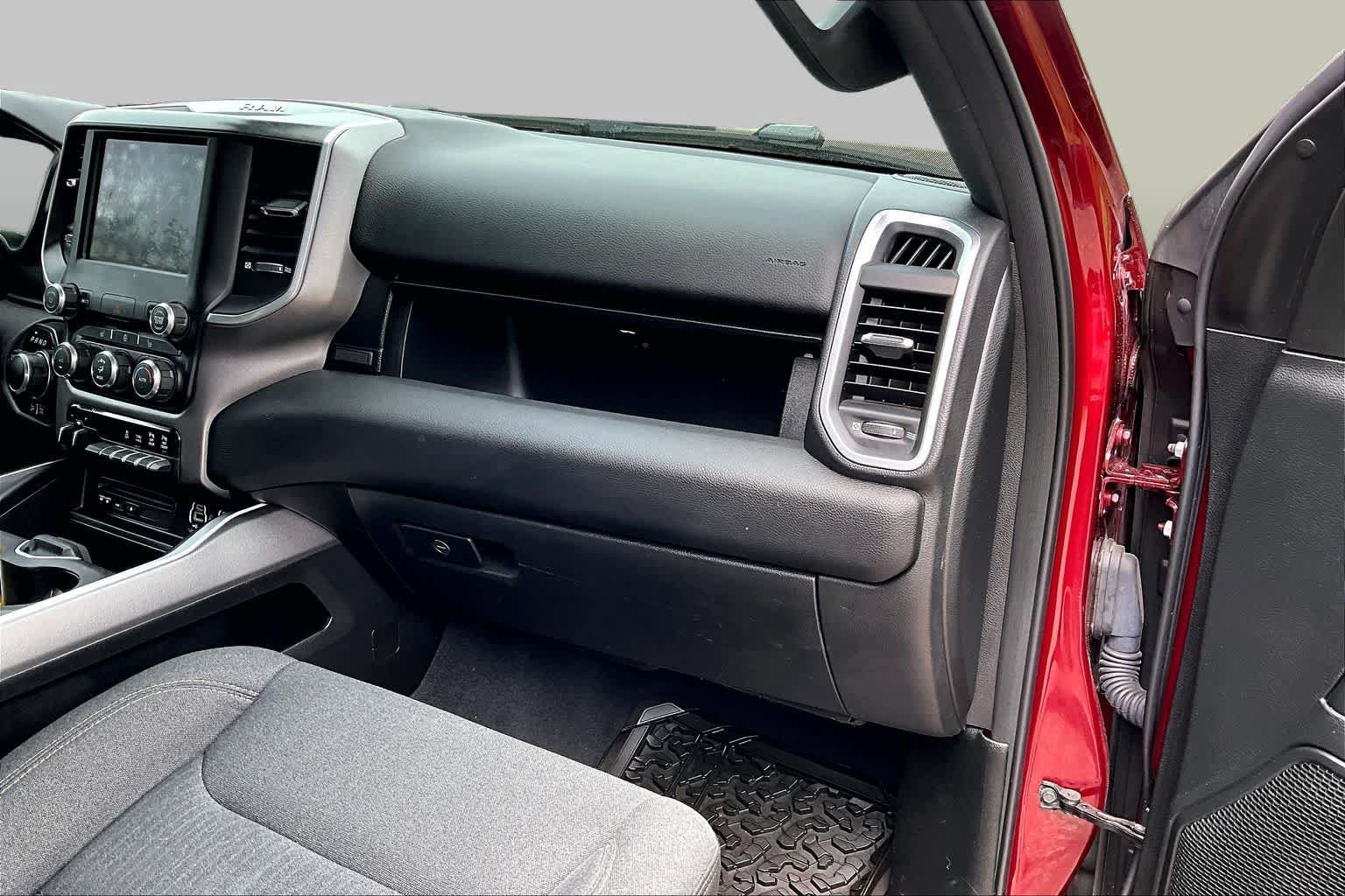 Used 2019 RAM 1500 Big Horn AWD/4WD image 19