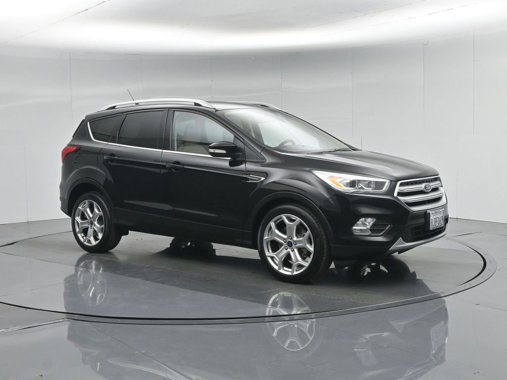 Certified 2019 Ford Escape Titanium FWD video 2