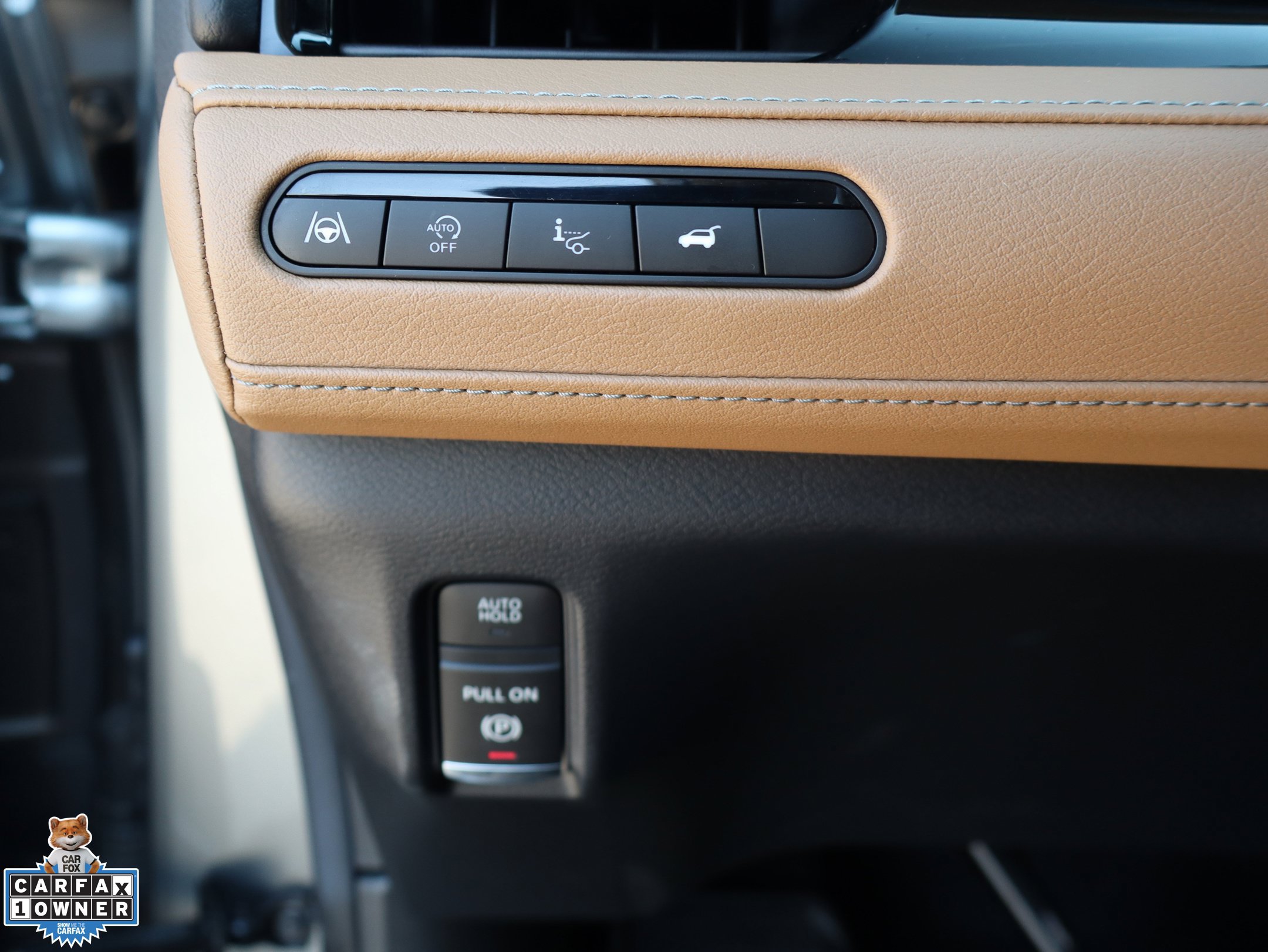 Used 2025 INFINITI QX80 Sensory AWD/4WD image 16