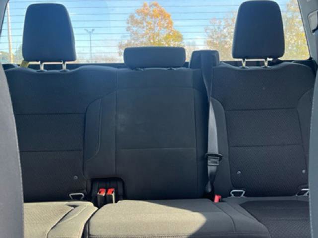 Used 2021 Chevrolet Silverado 2500 Custom w/ Custom Value Package image 15