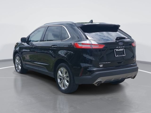 Certified 2023 Ford Edge Titanium AWD/4WD image 5