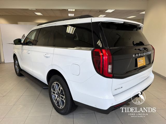 Certified 2025 Ford Expedition Active RWD image 6