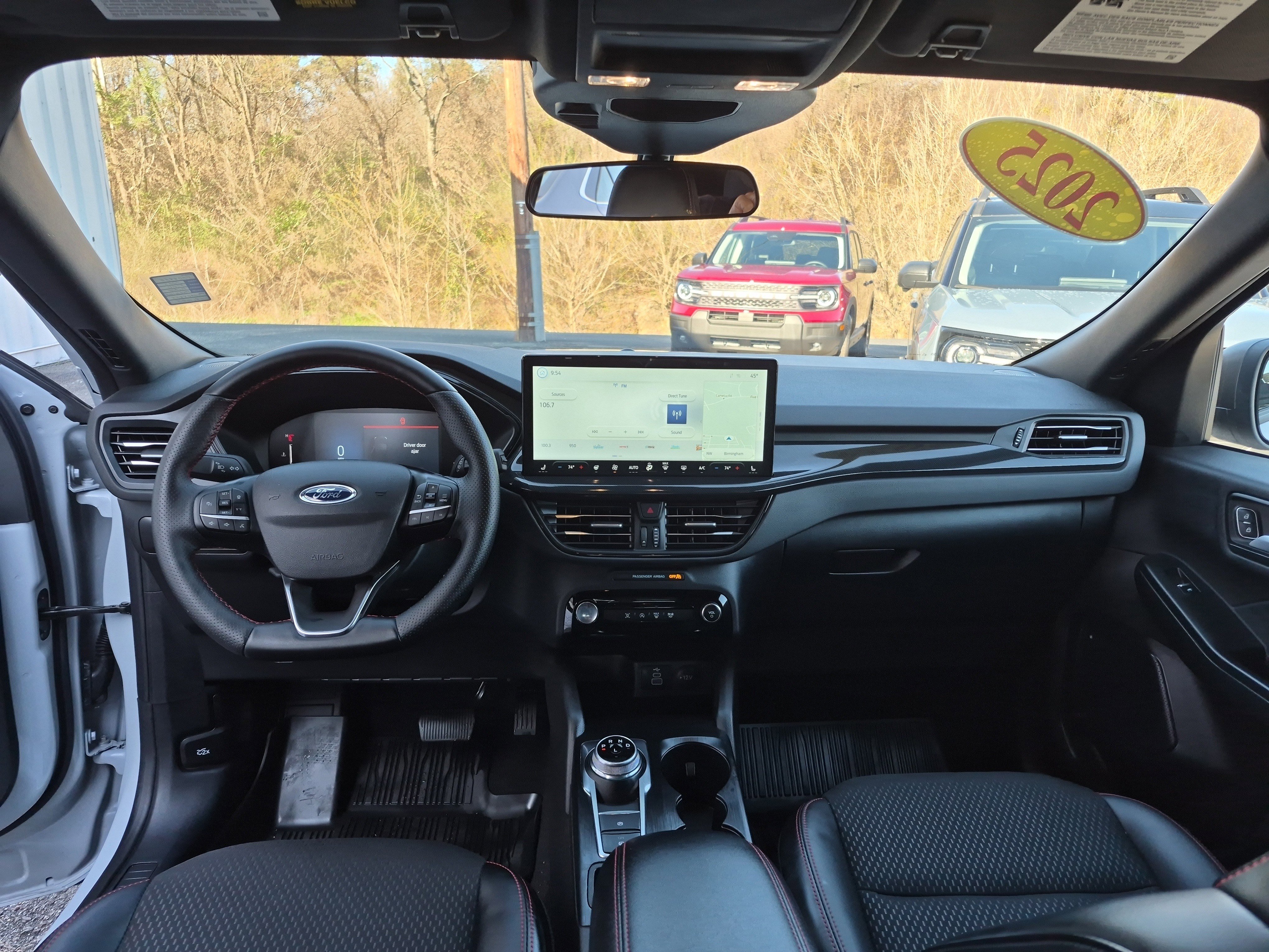 Certified 2025 Ford Escape ST-Line w/ Tech Pack #1 image 19