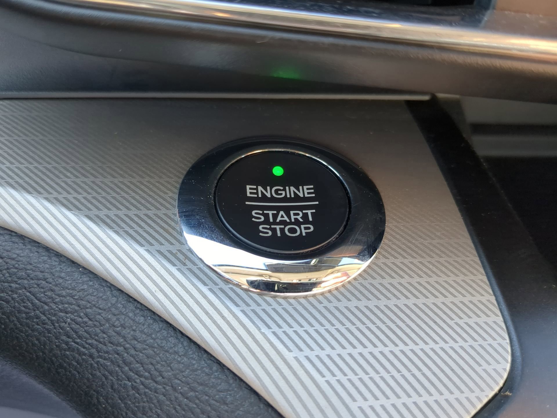 Certified 2020 Ford Explorer XLT w/ Equipment Group 202A image 60