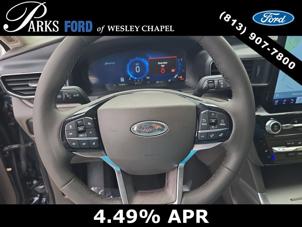 Certified 2024 Ford Explorer Platinum w/ Technology Package AWD/4WD image 29