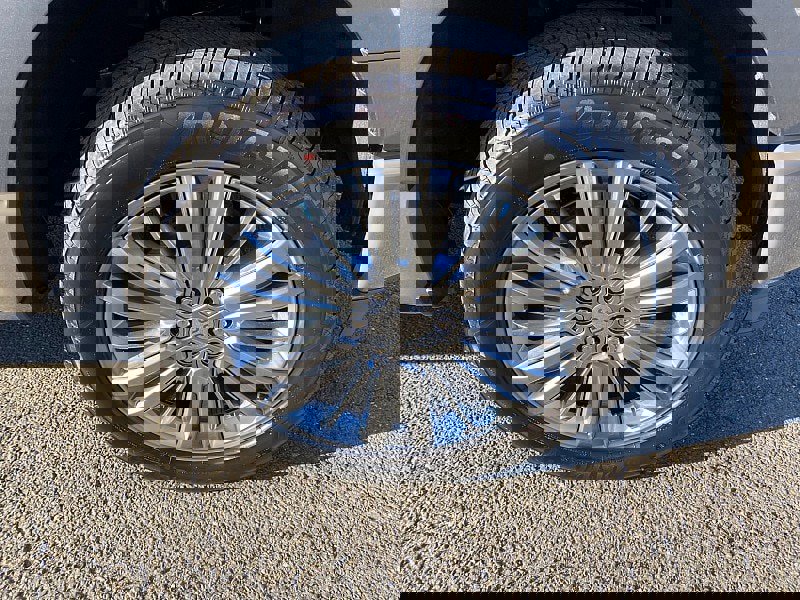 Certified 2025 Ford F150 King Ranch image 17