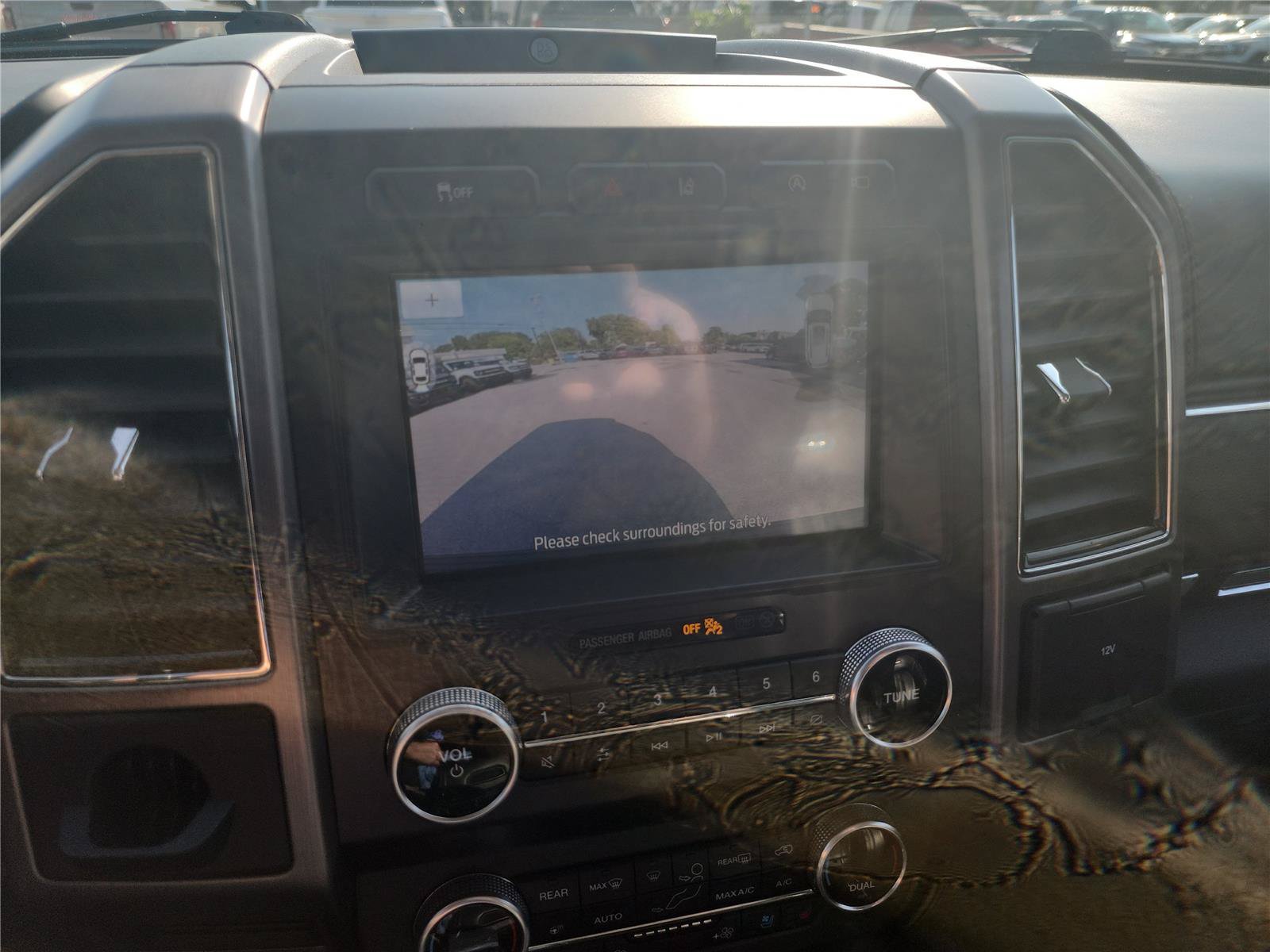 Certified 2020 Ford Expedition Platinum RWD image 39