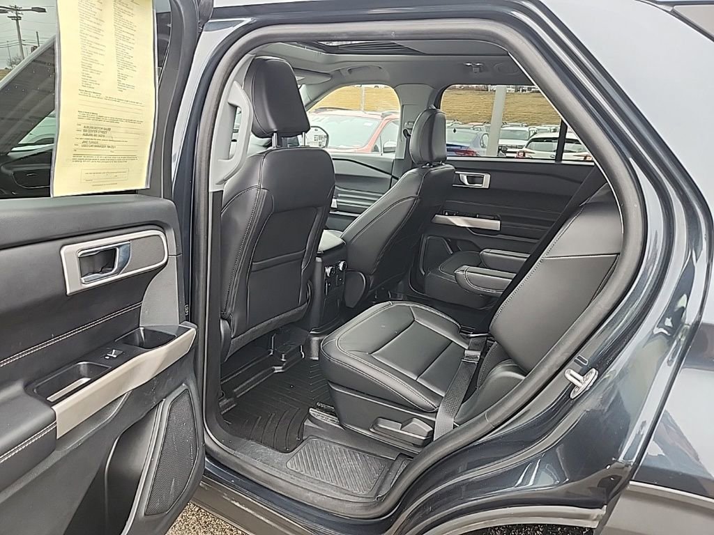 Certified 2023 Ford Explorer XLT w/ Equipment Group 202A image 11