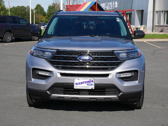 Certified 2021 Ford Explorer XLT w/ Equipment Group 202A AWD/4WD image 8
