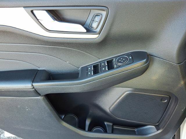 Certified 2022 Ford Escape SEL image 12