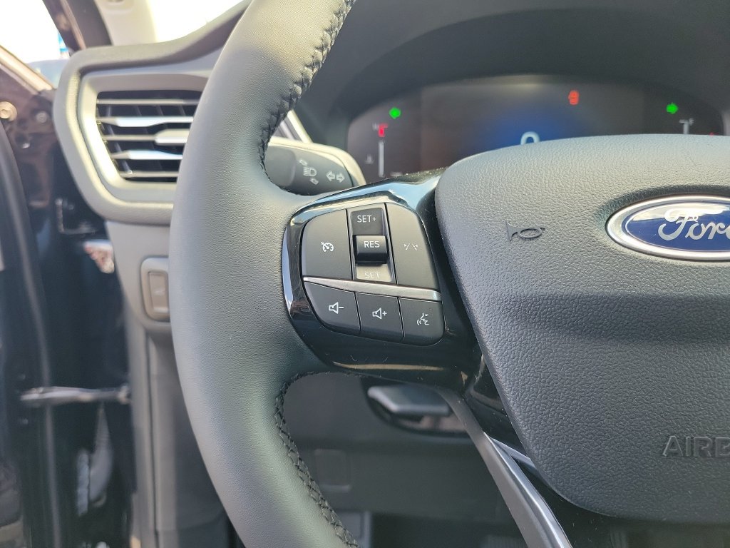 Certified 2023 Ford Escape Active AWD/4WD image 25