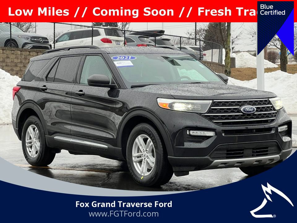 Certified 2021 Ford Explorer XLT w/ Equipment Group 202A image 1