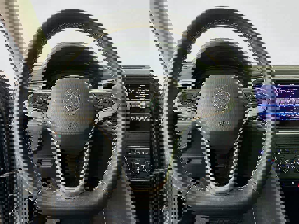 Used 2021 Volkswagen Atlas SE w/ Panoramic Sunroof Package image 19