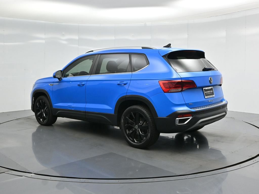 Used 2022 Volkswagen Taos SEL w/ Panoramic Sunroof Package image 18