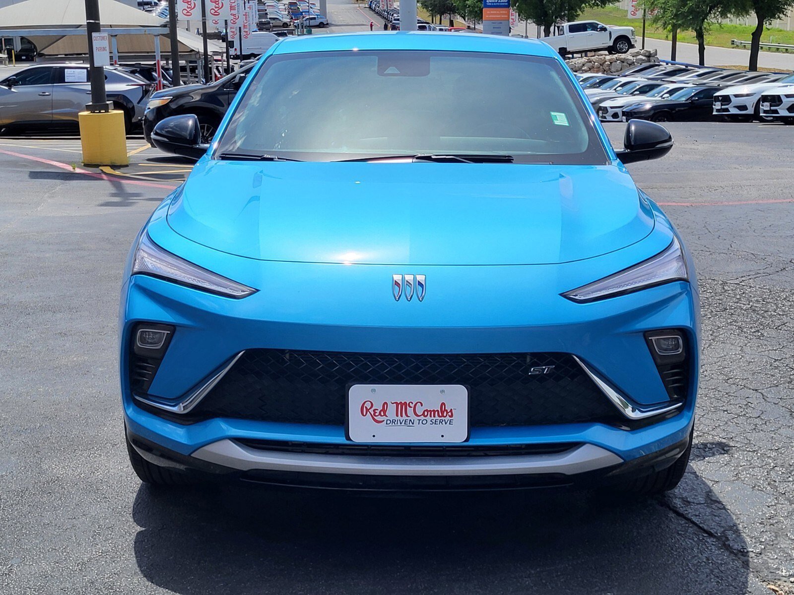 Used 2025 Buick Envista Sport Touring FWD image 8