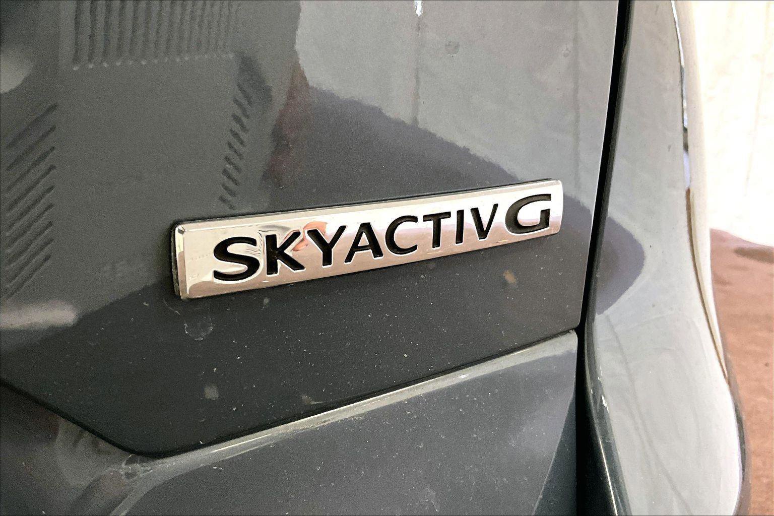 Used 2023 MAZDA CX-5 Carbon Edition image 13