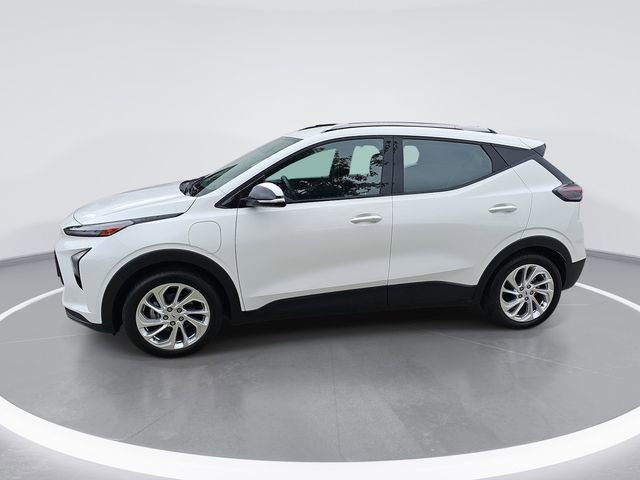 Used 2023 Chevrolet Bolt EUV LT w/ Driver Confidence Package FWD image 2