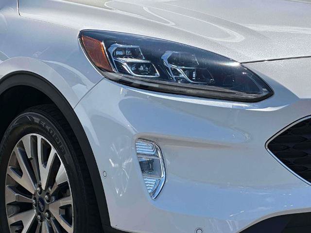 Certified 2021 Ford Escape Titanium AWD/4WD image 8