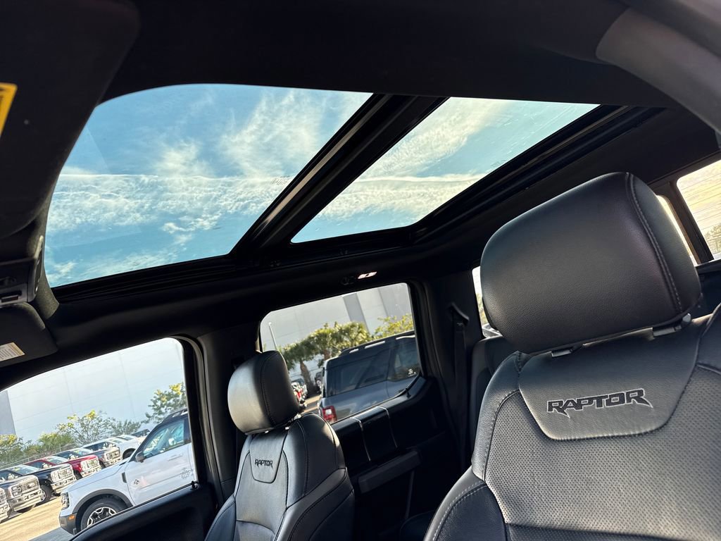 Certified 2018 Ford F150 Raptor w/ Equipment Group 802A Luxury image 11