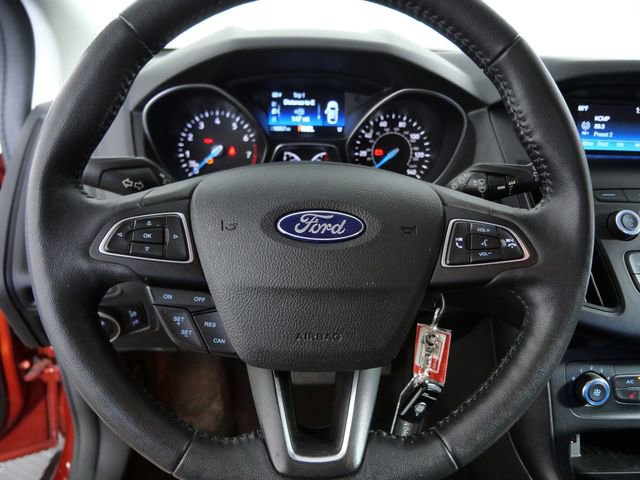 Certified 2018 Ford Focus SE w/ Cold Weather Package FWD image 19