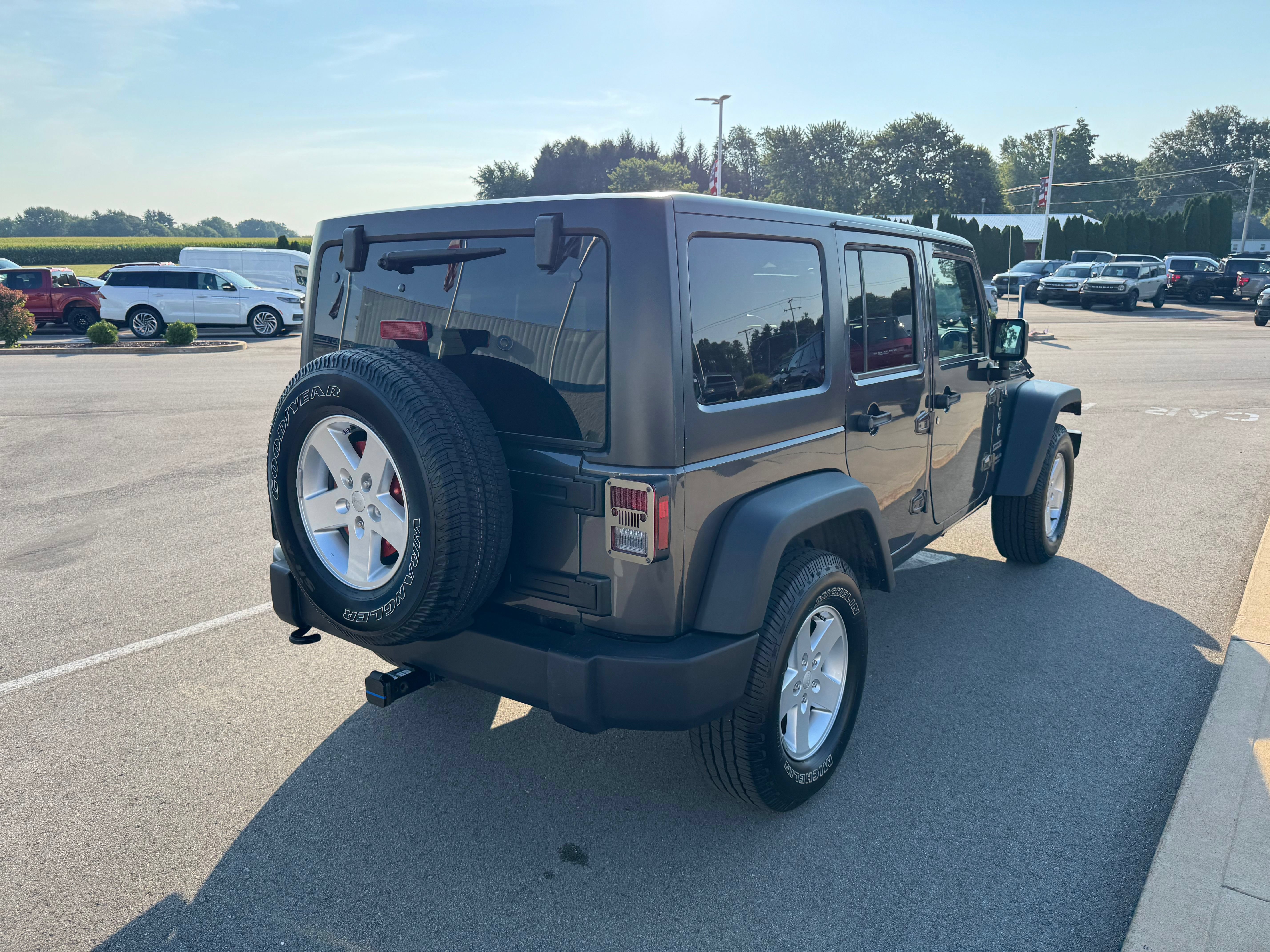 Used 2017 Jeep Wrangler Unlimited Sport w/ Quick Order Package 24S AWD/4WD image 7