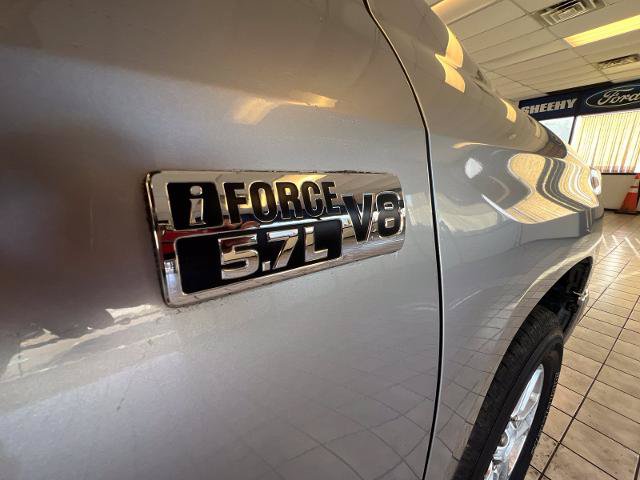 Used 2020 Toyota Tundra SR5 w/ SR5 Upgrade Package AWD/4WD image 29