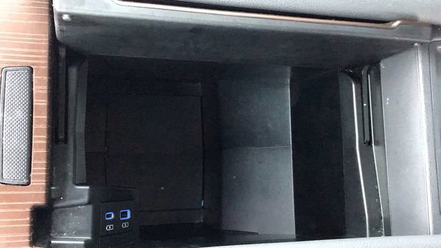 Used 2024 Toyota Sienna LE image 23