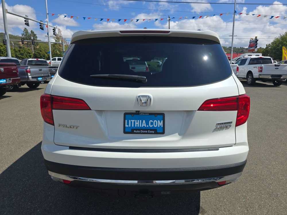 Used 2018 Honda Pilot Touring image 4