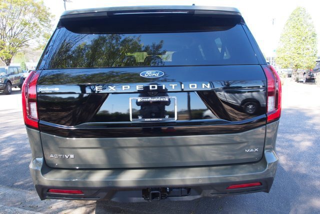 Certified 2025 Ford Expedition Max Active RWD image 3