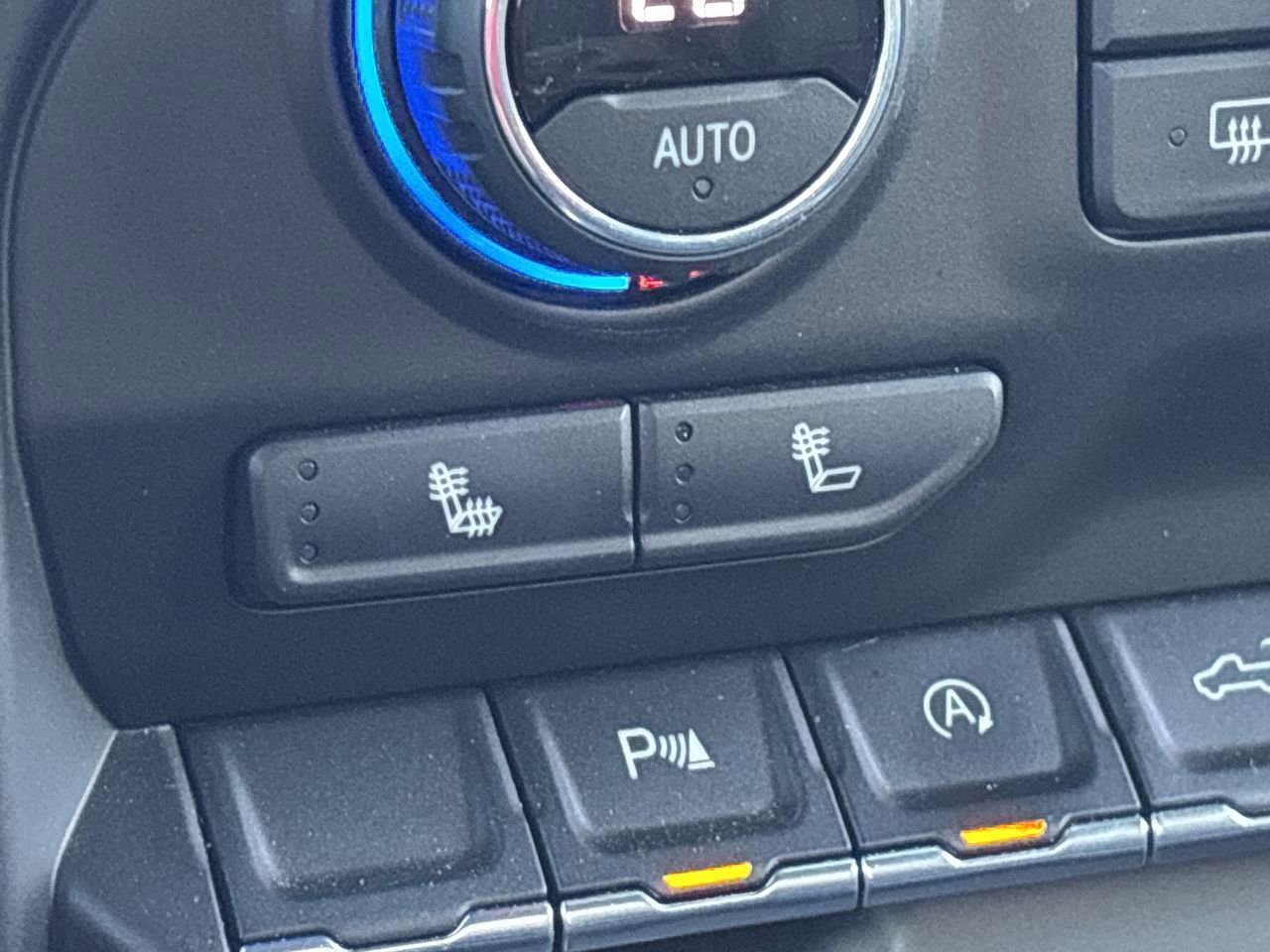 Used 2021 Chevrolet Silverado 1500 LT Trail Boss w/ Convenience Package II image 21