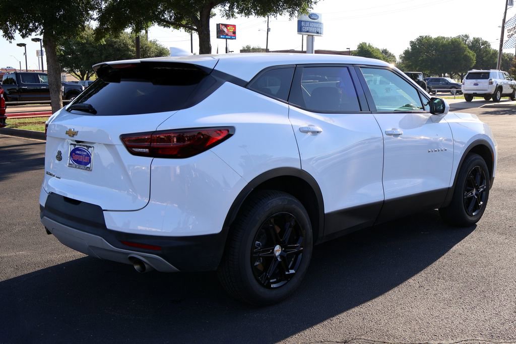 Used 2025 Chevrolet Blazer LT AWD/4WD image 13