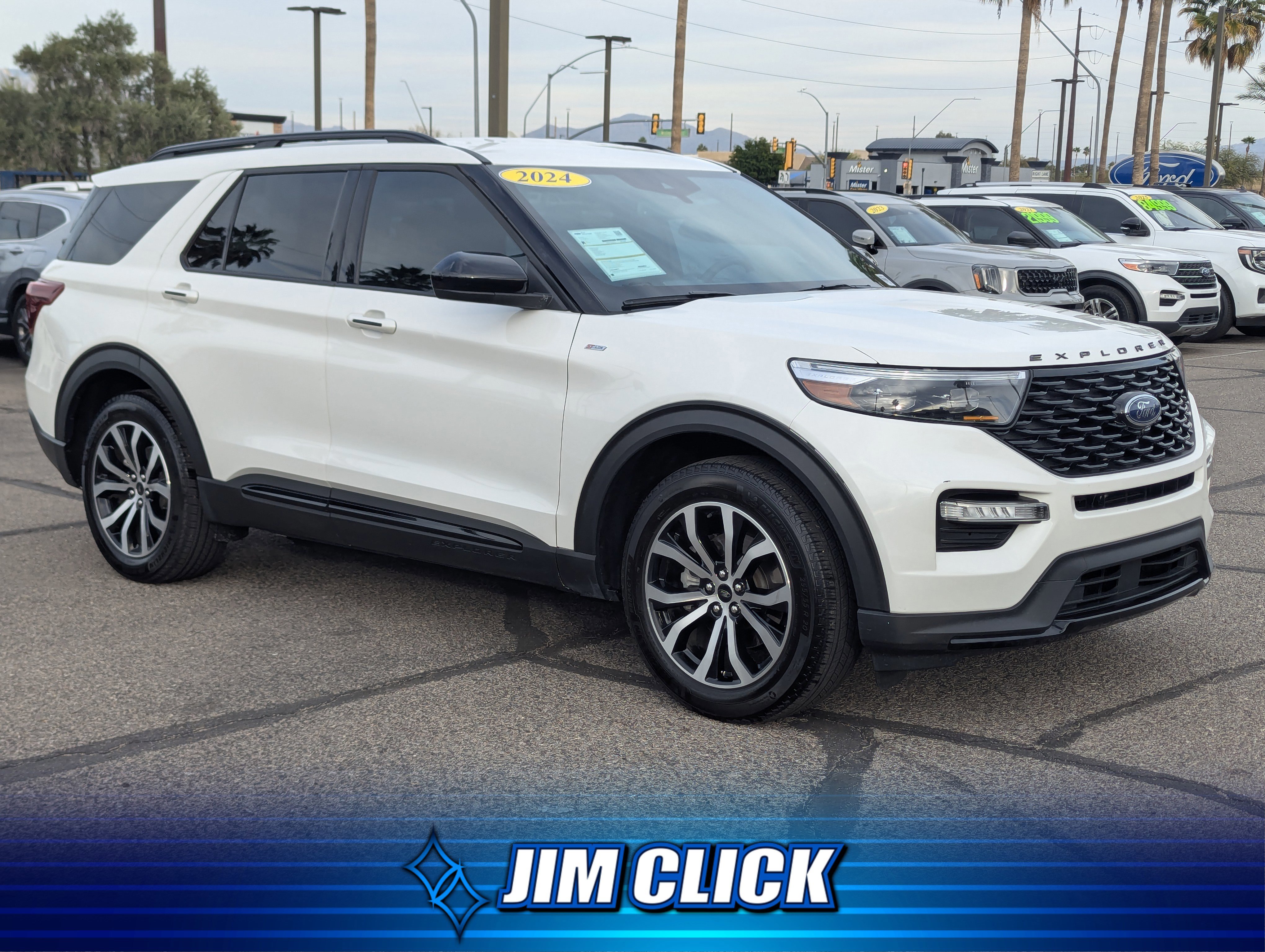 Certified 2024 Ford Explorer ST-Line w/ Class IV Trailer Tow Package image 5