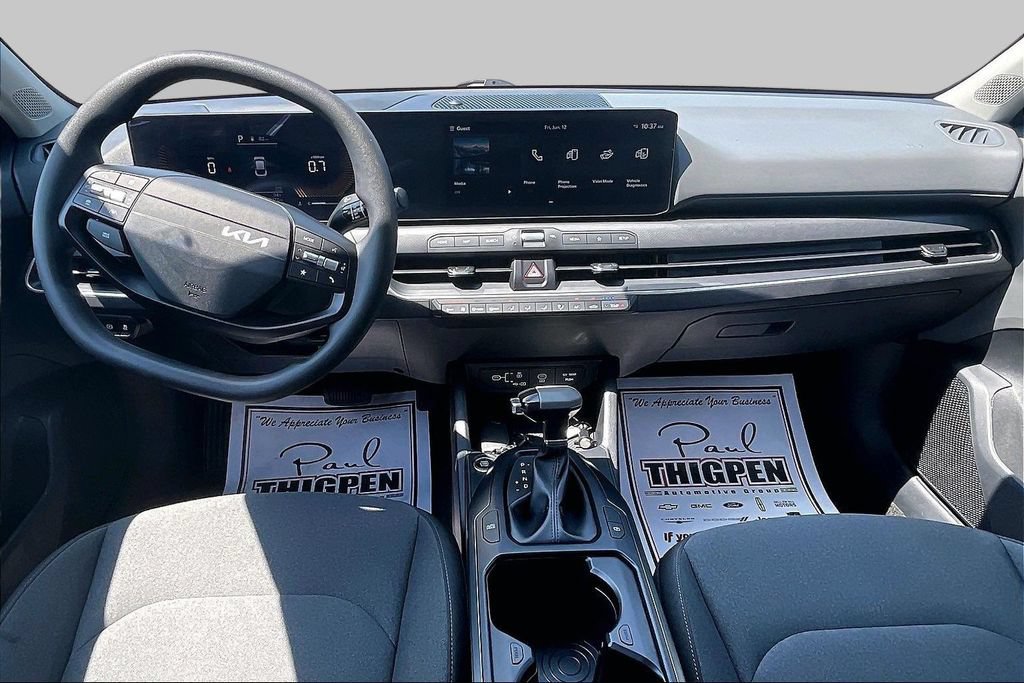 Used 2025 Kia K4 FWD image 16
