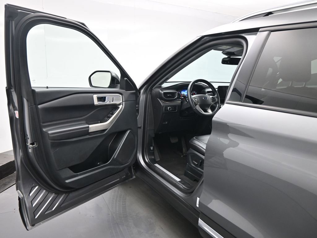 Certified 2023 Ford Explorer Limited image 36