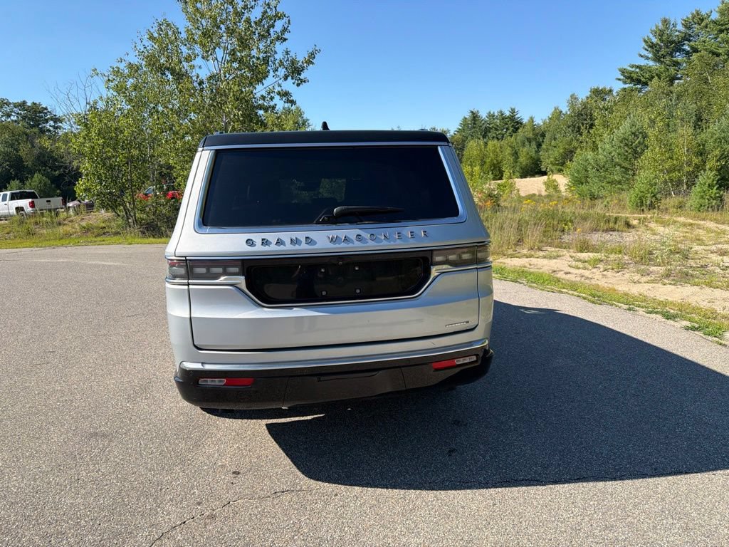 Used 2024 Jeep Grand Wagoneer L Series III AWD/4WD image 3