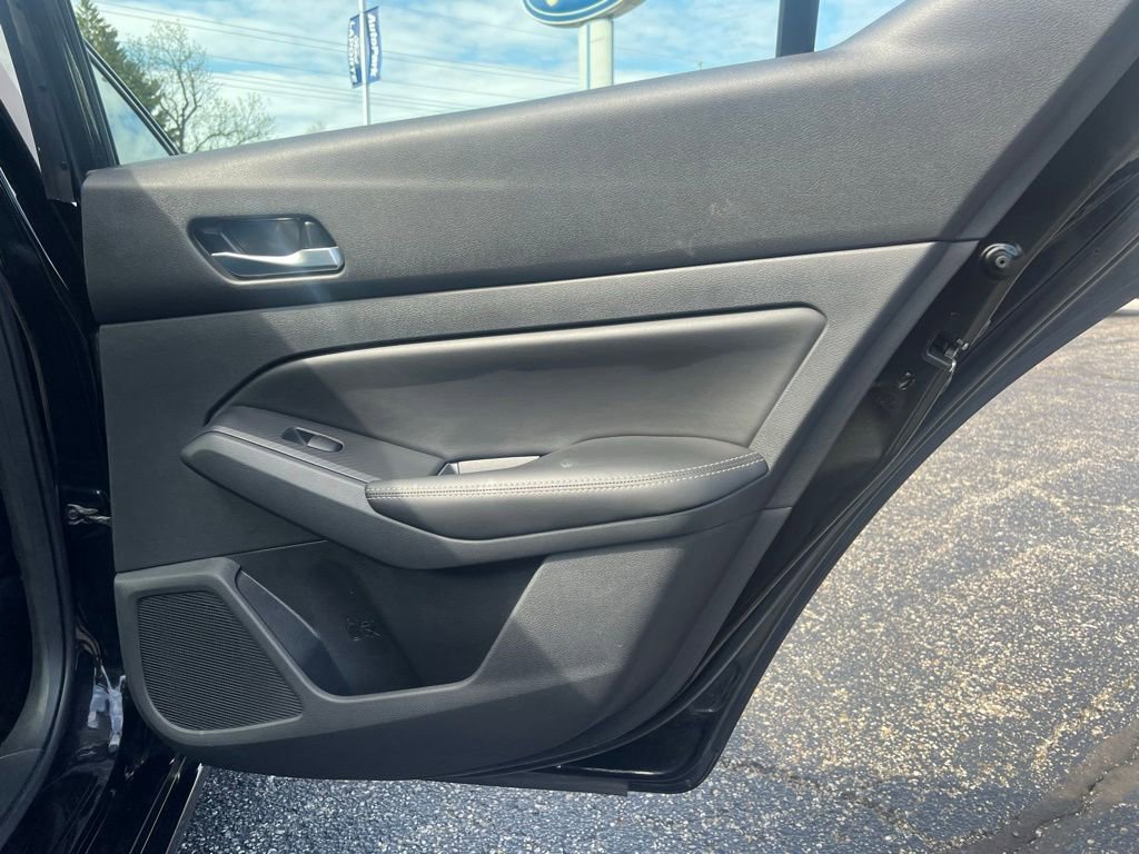 Used 2022 Nissan Altima 2.5 SV FWD image 31