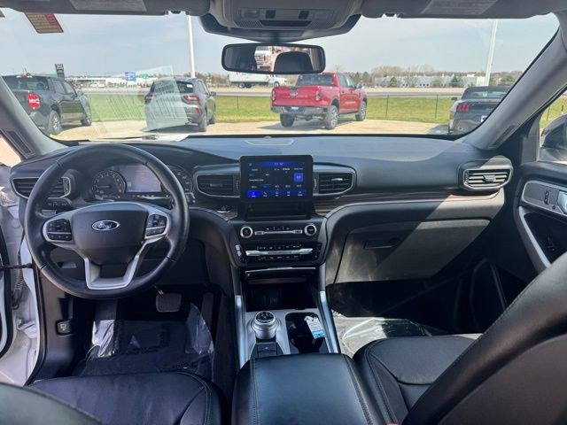 Certified 2020 Ford Explorer Limited w/ Class III Trailer Tow Package image 27