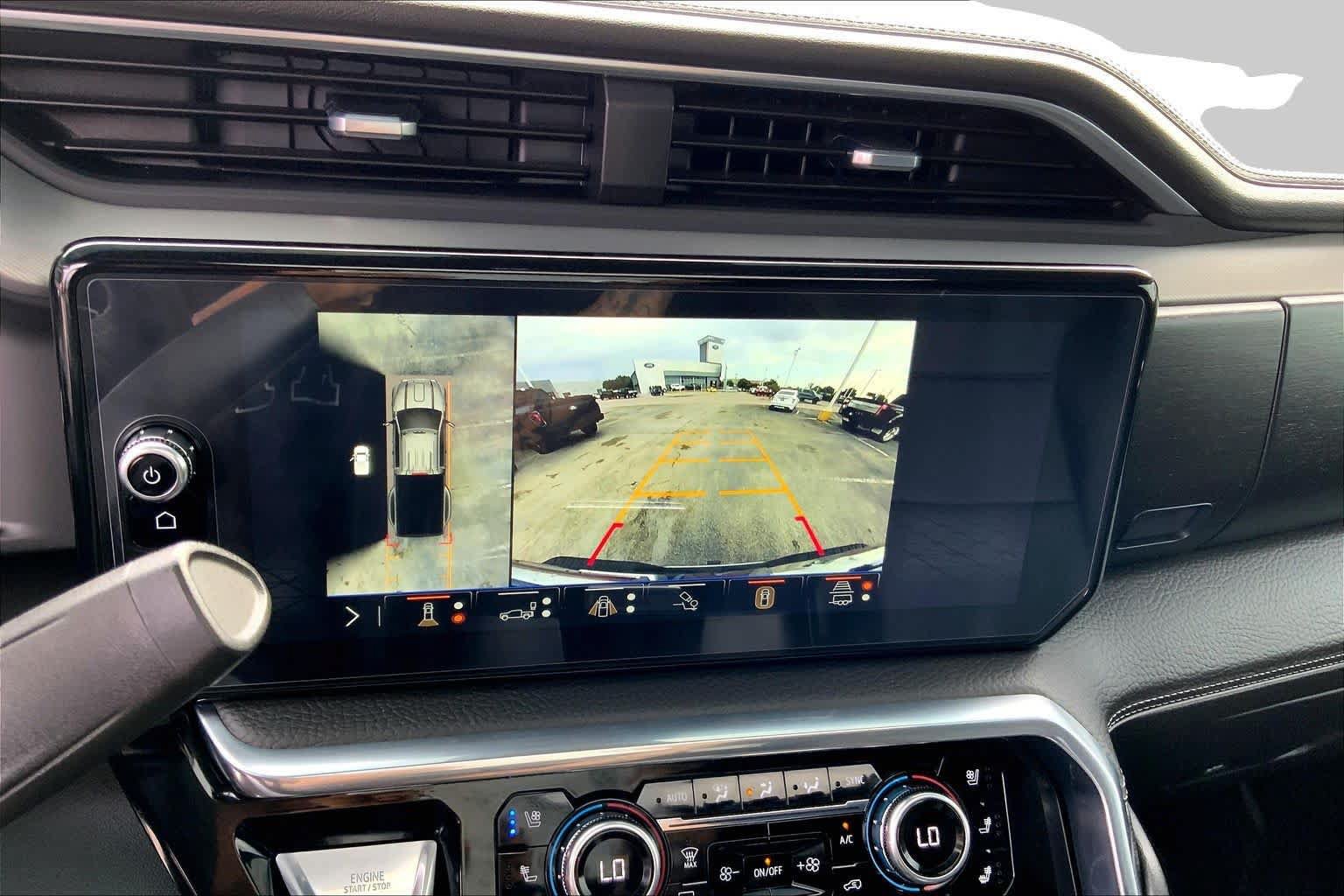 Used 2026 GMC Sierra 3500 Denali w/ Denali Reserve Package AWD/4WD image 24