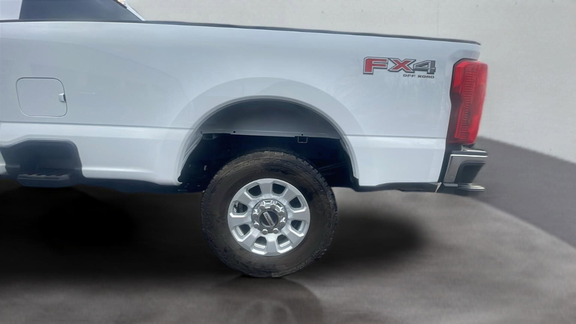 Certified 2024 Ford F250 XLT AWD/4WD image 25