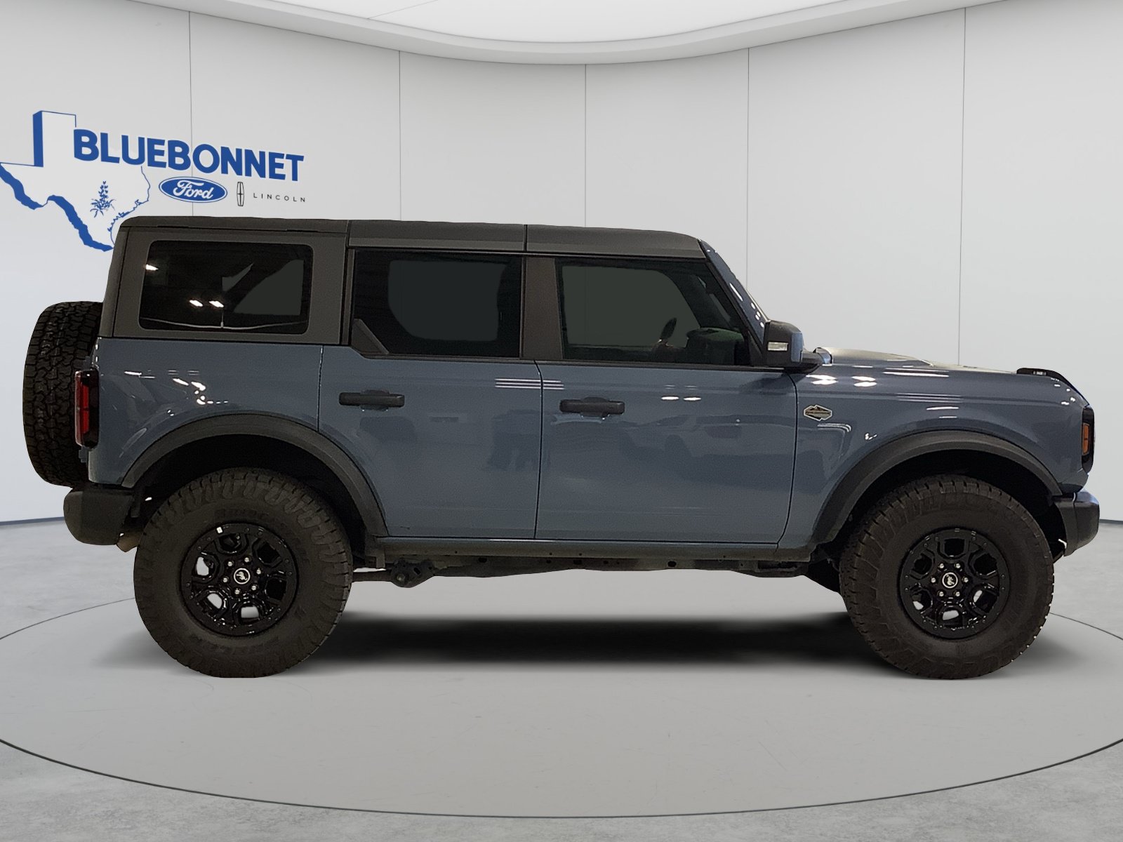 Certified 2023 Ford Bronco Wildtrak AWD/4WD image 4