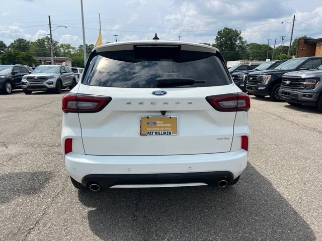 Certified 2024 Ford Escape ST-Line w/ Tech Pack #1 AWD/4WD image 5