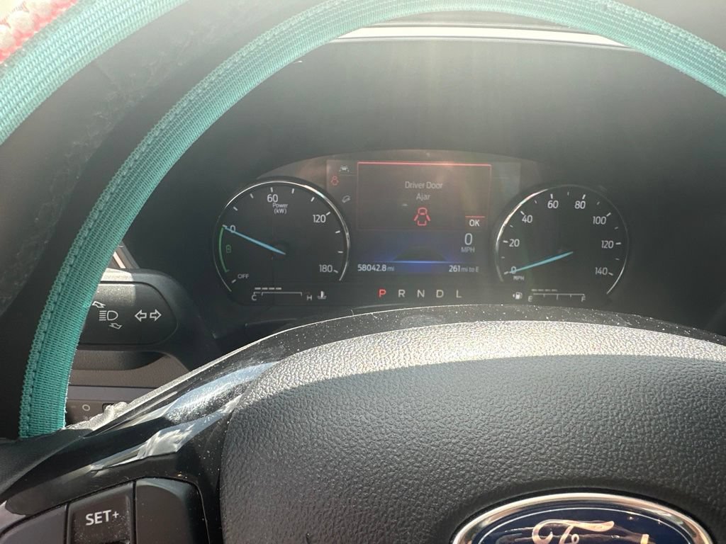 Certified 2021 Ford Escape SE w/ Convenience Package FWD image 6