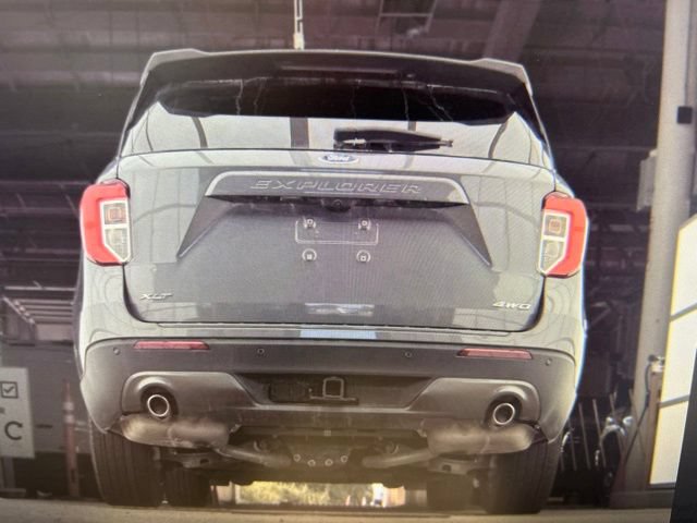 Certified 2023 Ford Explorer XLT w/ Equipment Group 202A AWD/4WD image 24