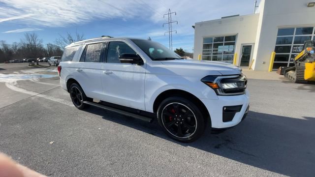 Certified 2024 Ford Expedition Limited image 2