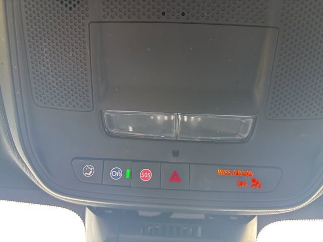 Used 2025 GMC Terrain Elevation image 18