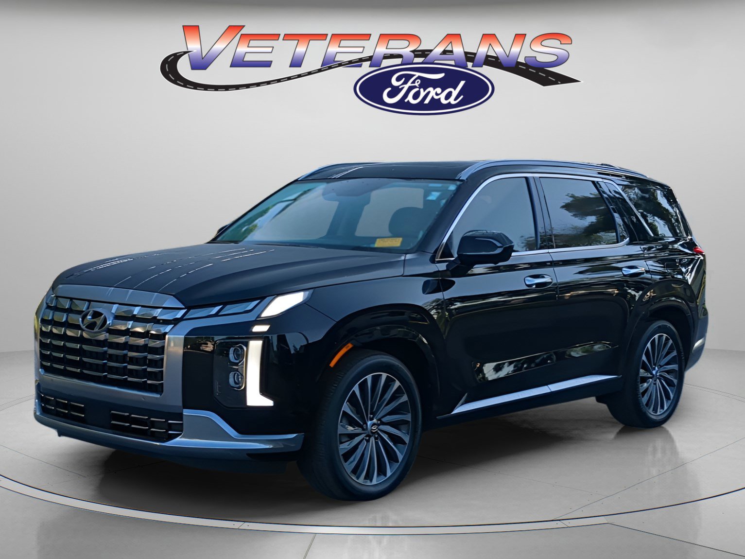 Used 2025 Hyundai Palisade Calligraphy FWD image 1