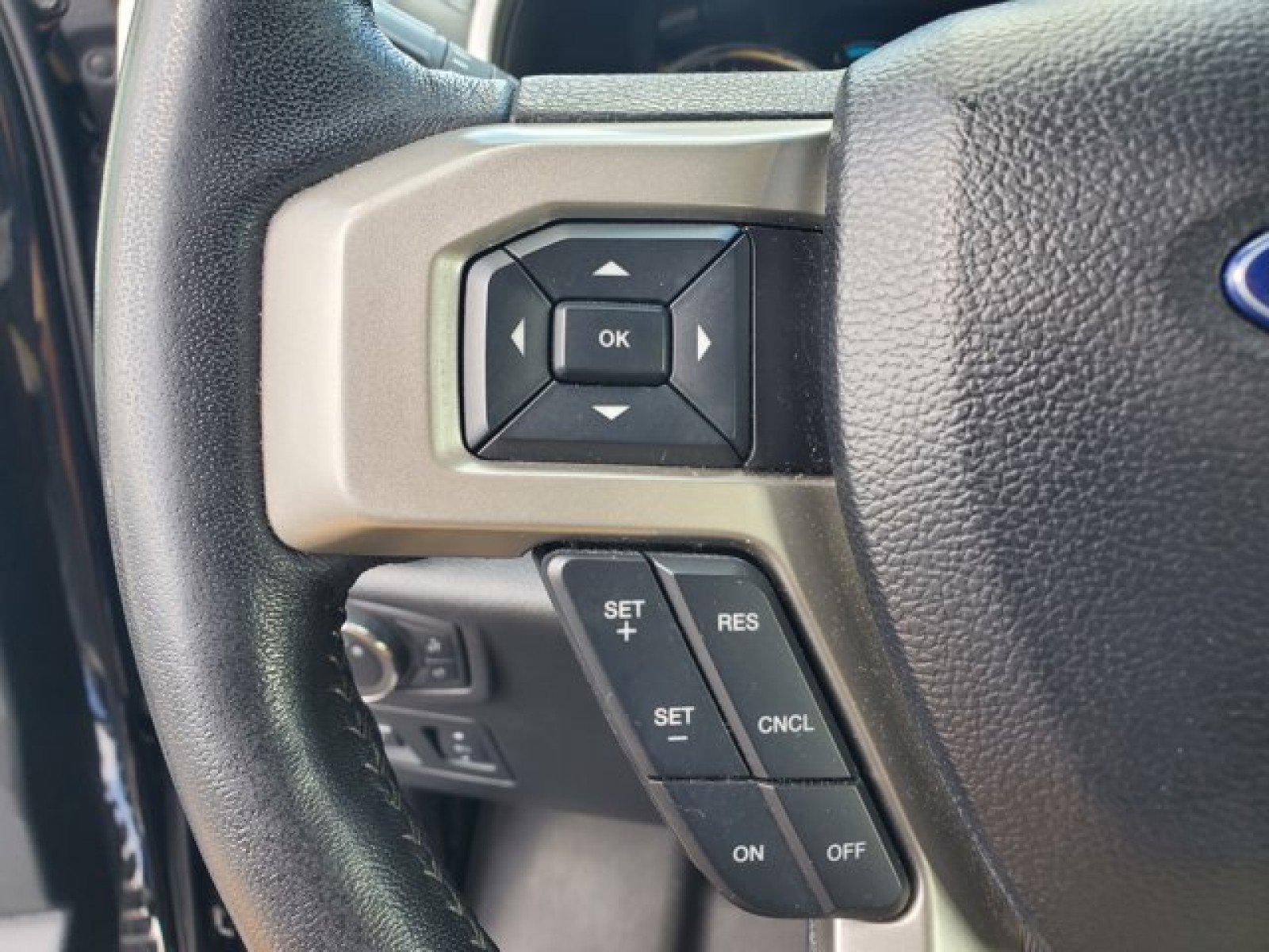 Certified 2020 Ford F150 Lariat image 17