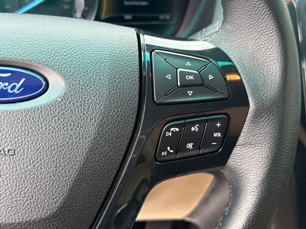 Certified 2017 Ford Explorer XLT w/ Equipment Group 202A FWD image 17