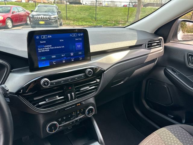 Certified 2025 Ford Escape Active w/ Cold Weather Package AWD/4WD image 36